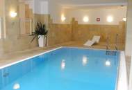 Exklusives, möbliertes Terrassenapartment in den Wiener Weingärten mit *Indoor-Pool*