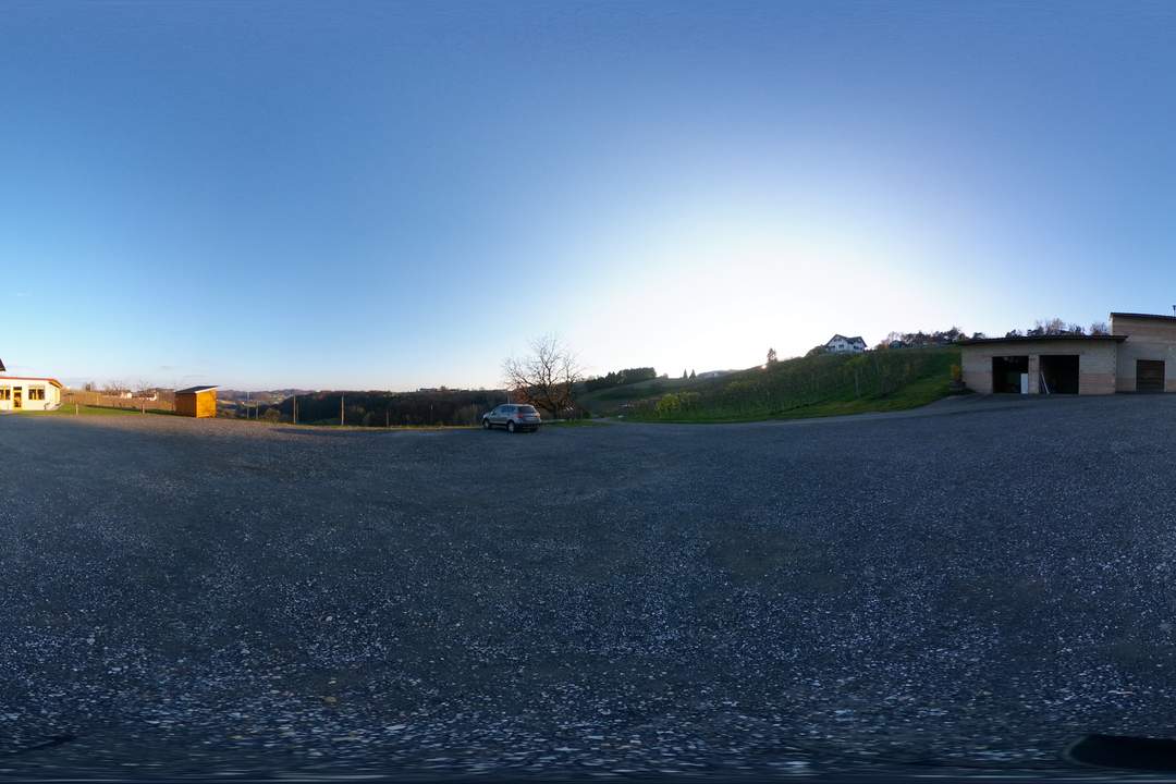 Großes Haus für Visionäre in Aussichtslage (Buschenschank, Weingärten)