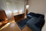 sehr gepflegtes Wohnhaus mit traumhaftem Blick auf die Burg