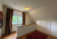 Großzügig wohnen in sonniger Aussichtslage – modernisiertes Haus mit ca. 225 m² Wohnfläche