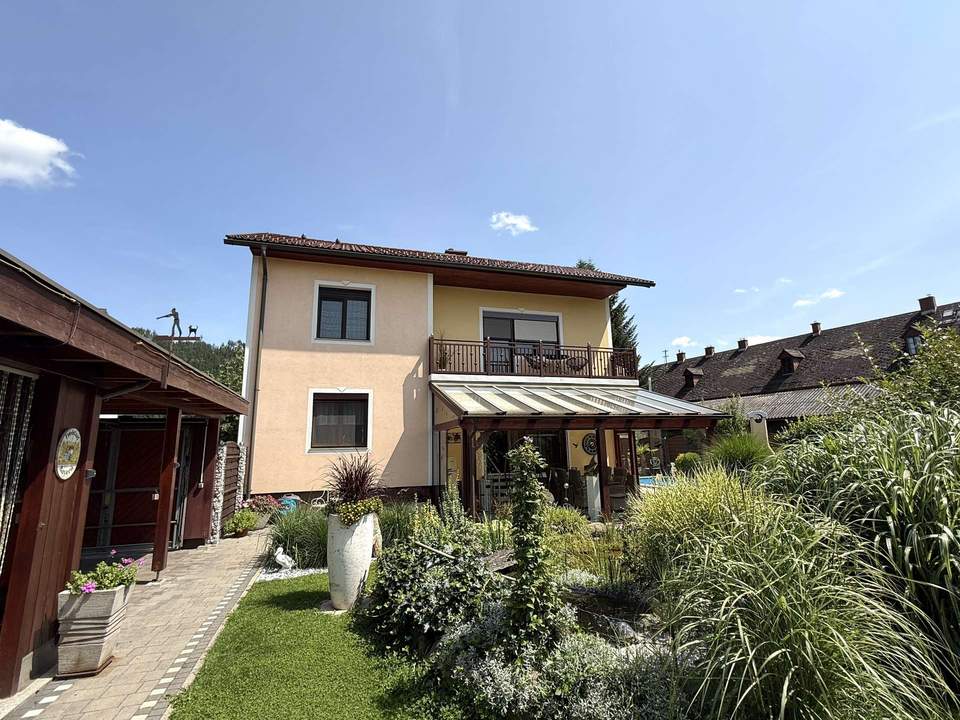 Wohlfühloase in St. Michael – Einfamilienhaus mit Garten, Pool &amp; Saunabereich