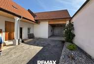 Top sanierter Langstreckhof mit großzügigen Nebengebäuden!