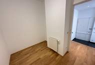 Stilvoll wohnen am Rooseveltplatz: 4-Zimmer-Dachgeschoss mit Terrasse