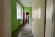 Sanierungsbedürftiges Wohn- und Geschäftshaus in Innenstadtlage