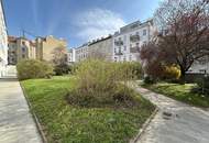 Stilvolle Altbauwohnung mit Balkon in ruhiger Innenhoflage!