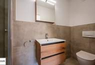 ** Top gepflegte 4 Zimmer Dachgeschoss Wohnung mit Alleinutzung 3er hofseitigen Terrassen - Maisonette Wohnung - Nähe Bahnhof Gersthof ** ab sofort **