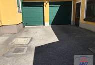 Viel Platz in 2 schönen Häusern mit großem gepflegten Garten!