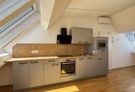 ***Moderne 2-Zimmer-Dachgeschosswohnung mit zwei Balkonen in Ruhelage nahe U1***