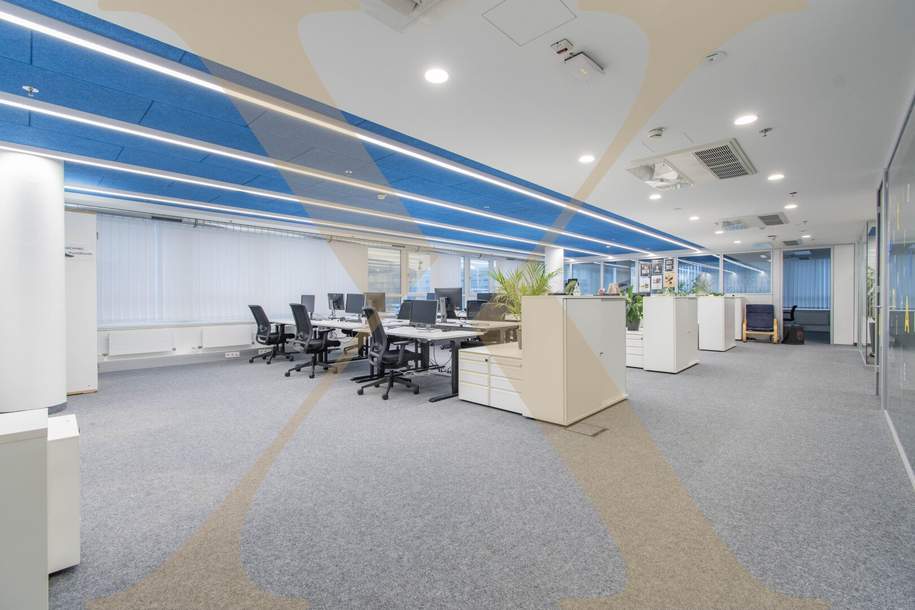Erstklassige Bürofläche mit ca. 830m² in der Plus City in Pasching zu vermieten! Parkplätze kostenfrei!, Gewerbeobjekt-miete, 14.584,54,€, 4061 Linz-Land