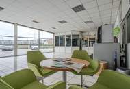 Autohaus mit Werkstatt und befestigten Ausstellungsflächen in Langenwang