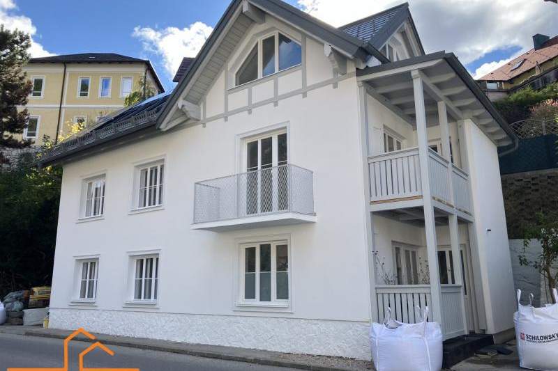 ***SEHR FEINE DACHGESCHOSS-MAISONETTE - ERSTBEZUG NACH SANIERUNG***, Wohnung-miete, 891,00,€, 2734 Neunkirchen