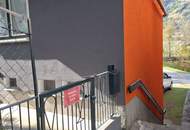 Großzügiges, vielseitig nutzbares Wohnhaus mit umfangreichem Ausbaupotenzial – Teilrenoviert und bereit für Ihre individuellen Wohnträume!