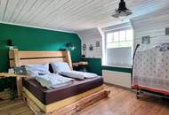 SEHR GERÄUMIGES EIN-ZWEIFAMILIENHAUS MIT STIL IN SONNIGER LAGE