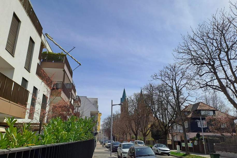 GESUCHT &amp; GEFUNDEN - BEQUEMER TIEFGARAGENPLATZ ZENTRAL IN DÖBLING ZU MIETEN, Kleinobjekte-miete, 132,07,€, 1190 Wien 19., Döbling