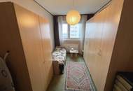 Attraktive 4-Zimmer-Stadtwohnung mit Loggia und Spielplatzanlage