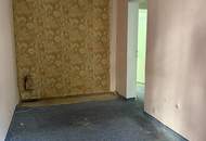 Sanierungsbedürftige 4 Zimmerwohnung 400 Meter vom Bahnhof Hernals entfernt (zukünftige U5 Station)