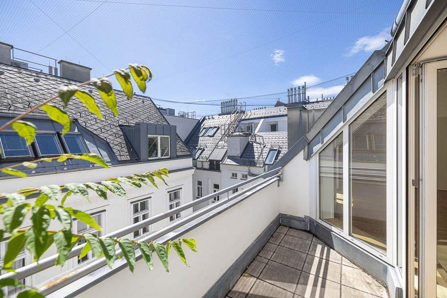Repräsentative Dachgeschosswohnung mit 3 Zimmern- in bester Lage!, Wohnung-miete, 2.790,00,€, 1010 Wien 1., Innere Stadt
