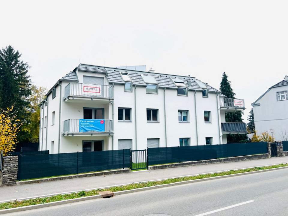 ++ WOHNJUWEL ++ DREI Zimmer WOHNUNG mit BALKON &amp; KÜCHE