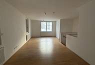 Einzigartiges Büro mit toller Terrasse!