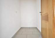 Investieren Sie clever in die Zukunft – gepflegte 2-Zimmer-Wohnung mit Küche und Balkon in zentraler Lage! Nähe BMW, SKF!!