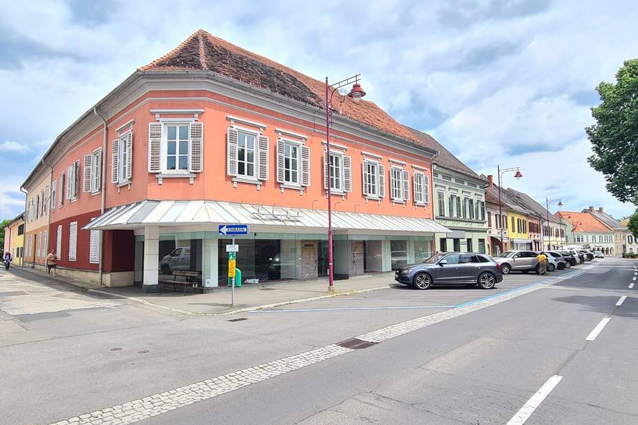 Der Platzhirsch, eine Geschäftsfläche mit Auslagenfläche und eckförmiger Fensterfront im Stadtzentrum, Gewerbeobjekt-miete, 1.106,00,€, 8480 Südoststeiermark
