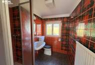 Einfamilienhaus mit großem Garten