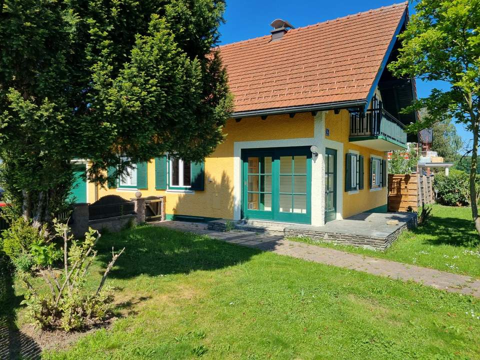 Liebevoll gepflegtes Einfamilienhaus mit Garage in St. Georgen bei Salzburg