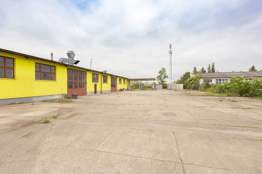 Kupferschmiedgasse - 5.919,00m2 großes Gewerbeobjekt mit Lagerhalle und Büro