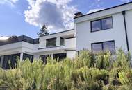 Traumhaus 325m², Sauna, Innenpool, Balkon, Terrasse, 2 Garagen, Erstbezug