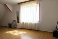 Großzügiges Familienhaus in ruhiger Siedlungslage!