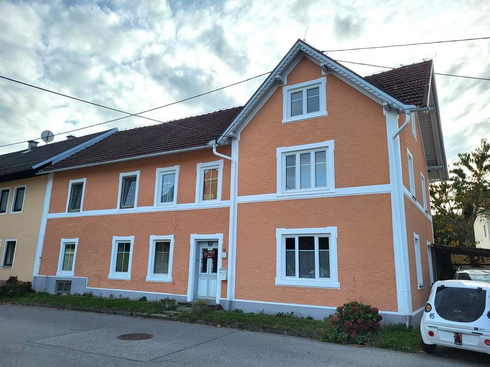 Ein- oder Mehrfamilienhaus in zentraler Lage