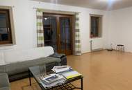 Gemütliches Landhaus mit Einliegerwohnung in erhöhter Waldrandlage - Sehr ruhig gelegen!