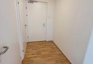 Sehr helle 2-Zimmer-Wohnung mit überdachter Terrasse