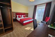 Einzigartige Gelegenheit in Fischbach – idyllisches Hotel mit 6 Doppelzimmern, Gasthaus und Möglichkeit für Wohnungen.