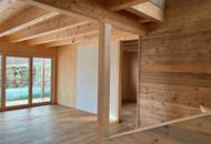 "Ökologisches Holzhaus im Chalet-Stil – Luxus trifft Nachhaltigkeit!"