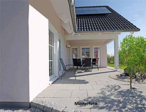 +++ Attraktives Einfamilienhaus in guter Lage mit großzügiger Terrasse & Wintergarten +++
