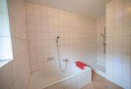 Großzügige 2-Zimmer Wohnung mit Balkon und Dachboden