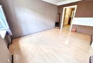 Ein kleiner Altbau mit großem Zukunftsplan! Sanierungsbedürftige Altbauwohnung mit toller Raumaufteilung + Traumhaft schönes Haus + Perfekte Infrastruktur und Anbindung! Jetzt zugreifen!