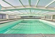 PALMEN, POOL und BARBEQUE