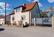 Sanierungsbedürftiges Haus in Untersiebenbrunn! Rohdachboden mit Ausbaupotential!