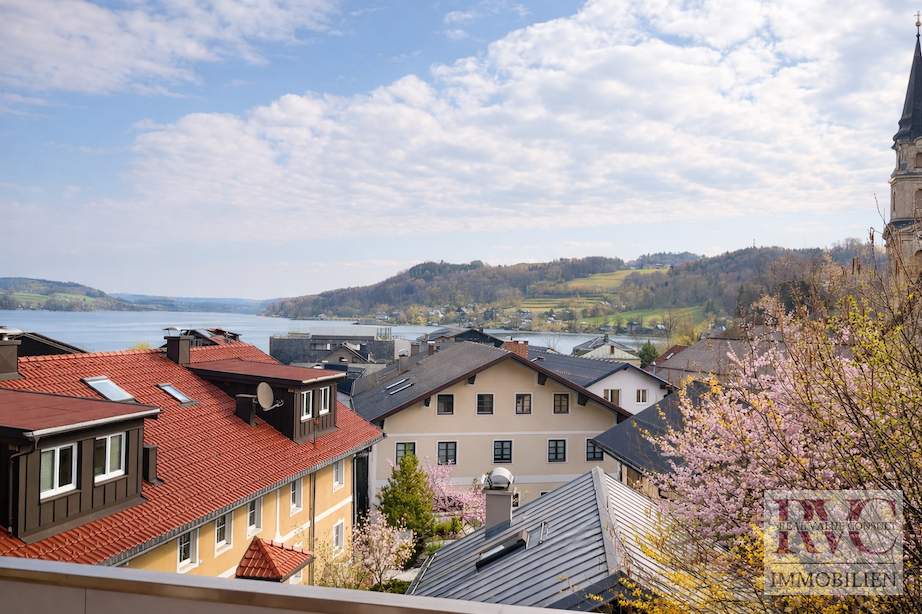 Seeblickwohnung mit XXL Balkon