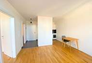 MODERNE DACHGESCHOSS-WOHNUNG mit TERRASSE