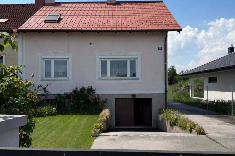 Großzügiges 6-Zimmer-Einfamilienhaus mit Garten und Garage in Bruck an der Leitha zum Top Preis von € 449.000,00, Haus-kauf, 449.000,€, 2460 Bruck an der Leitha