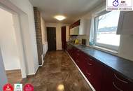 Elegantes Zweifamilienhaus mit privatem Garten – selten, flexibel, wertvoll.
