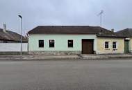 Kleines Bauernhaus mit Nebengebäuden in Untermakersdorf, bei Hadres!