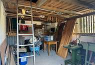 Einfamilienhaus mit Nebengebäude in ruhiger Lage