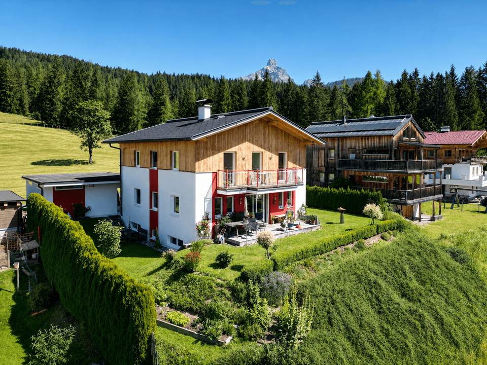 Torsteinblick: Familienhaus mit unverbaubarem Bergpanorama | 6 Zimmer | 700 m² Grund | Doppelgarage