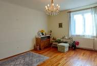 Helle 2 Zimmer Wohnung mit Lift - perfekte U1 Anbindung