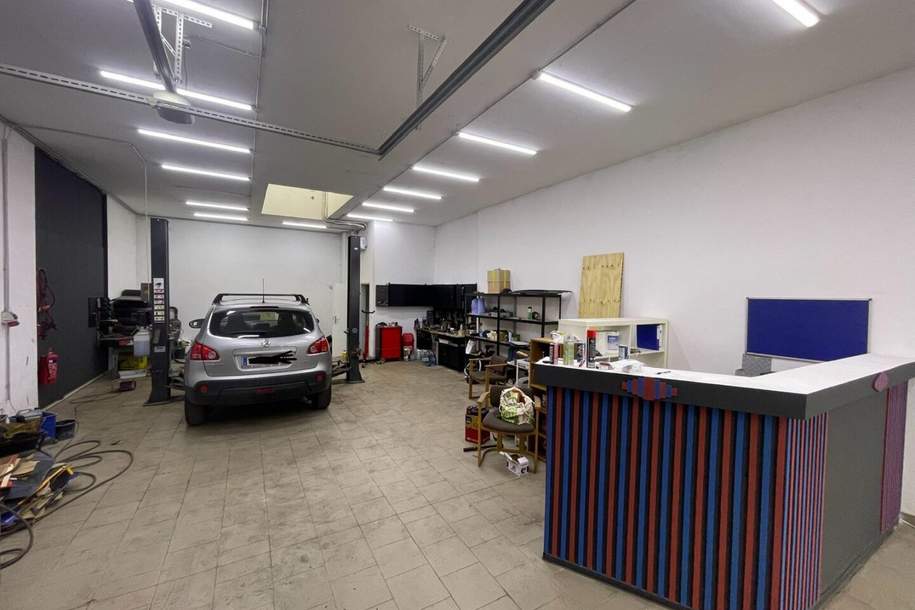 Große Halle, Werkstatt inkl. Hebebühne 92 m² GSR7, Gewerbeobjekt-miete, 1.071,00,€, 2601 Wiener Neustadt(Land)