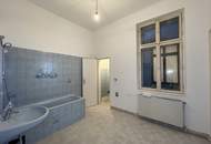 Stilaltbau Richtung Innenhof | Sanierungsbedürftige helle 4-5 Zimmer | 150m zum Schloss Schönbrunn | 2 Min. zur U4